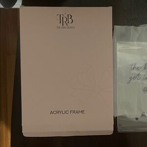 Acrylic Frame - Elegant White Picture Frame